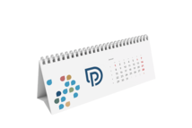 Tischkalender mit Wire‑O-Bindung zum Aufstellen